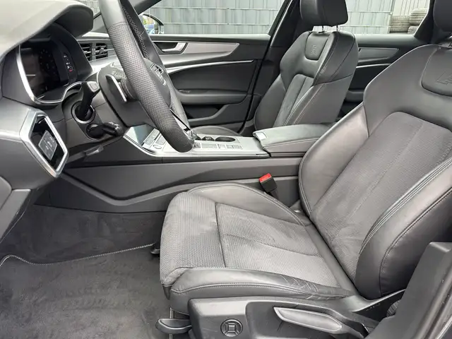 Audi A6 Avant view 11