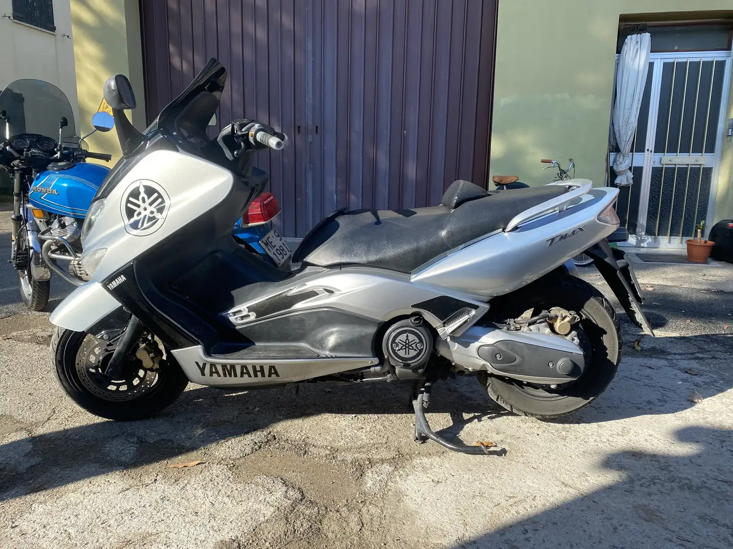 Yamaha TMAX 500 - 2