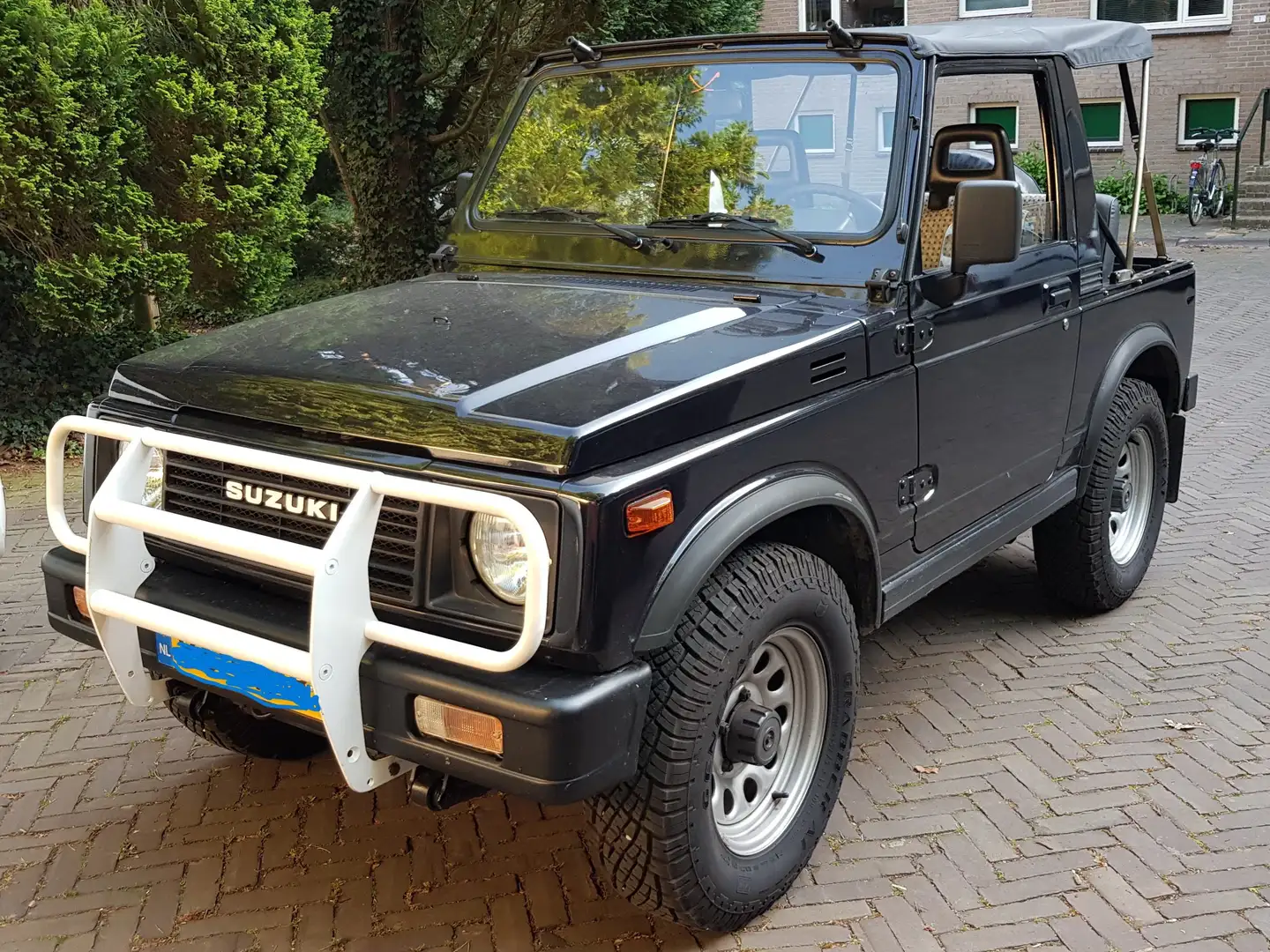 Suzuki SJ 413 Samurai Negro - 1