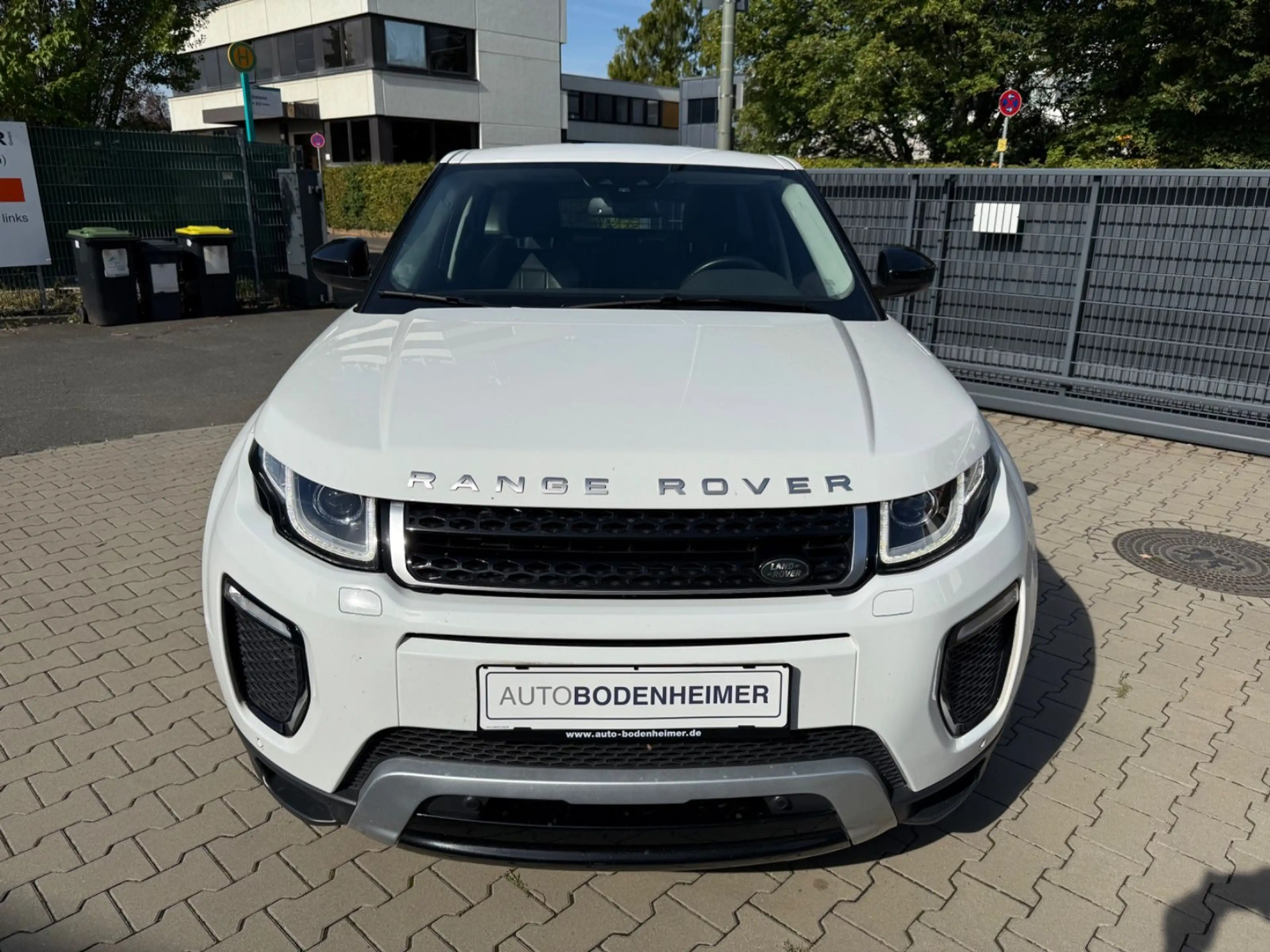 Land Rover Range Rover Evoque 2.0 TD4 SE Dynamic 2.Hd·MwSt — photo 2