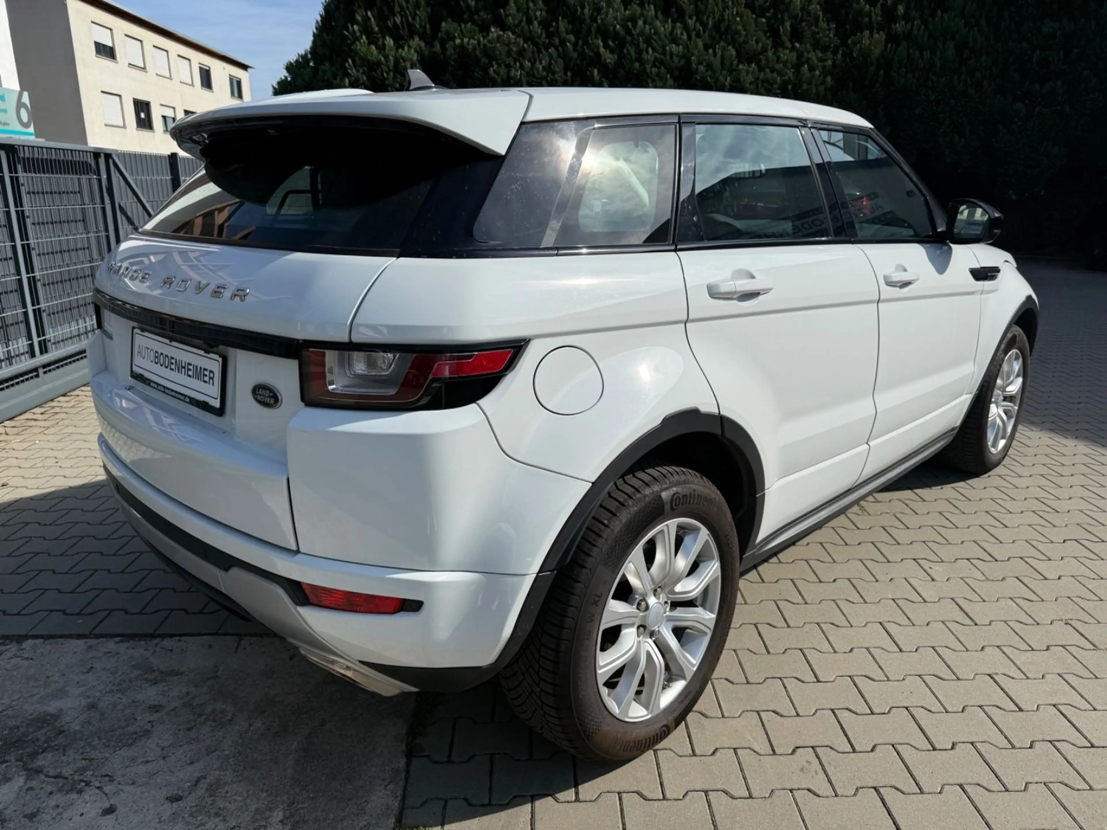 Land Rover Range Rover Evoque 2.0 TD4 SE Dynamic 2.Hd·MwSt — photo 7