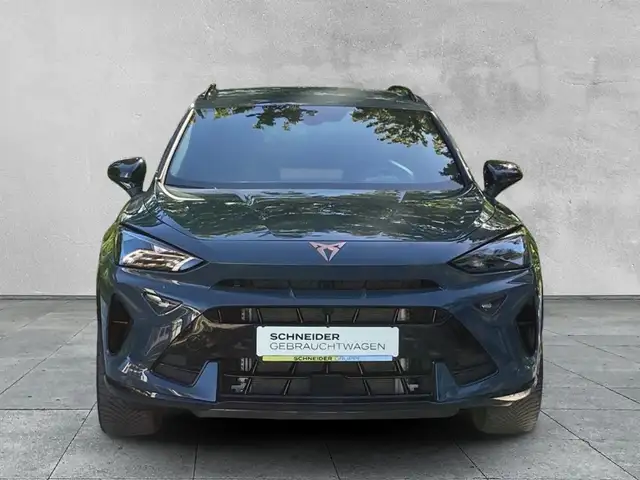Cupra Formentor view 8