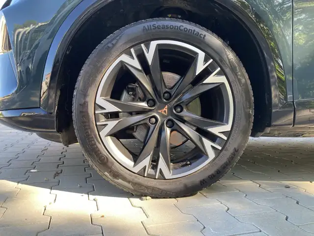 Cupra Formentor view 13