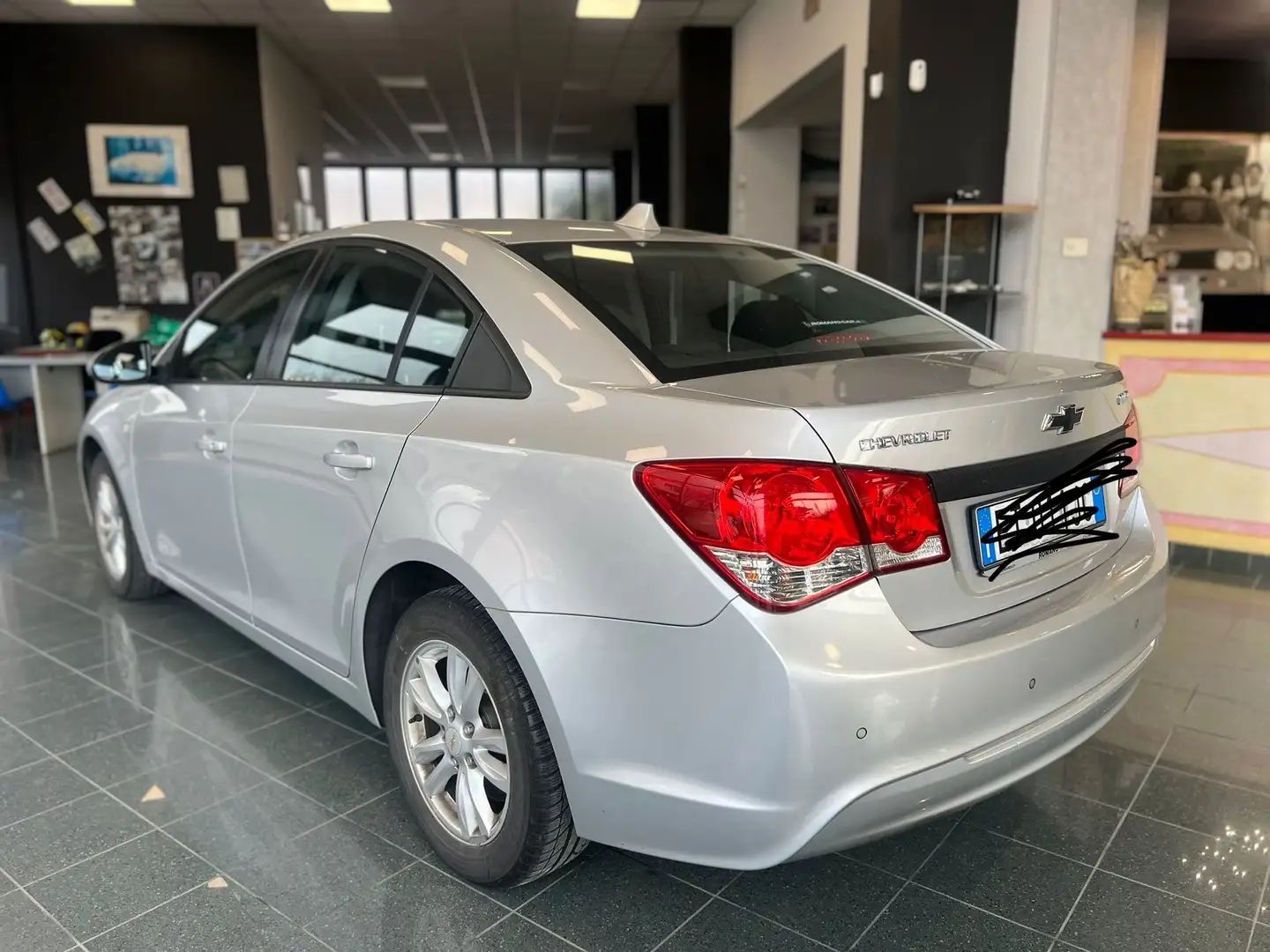 Chevrolet Cruze Cruze 1.7 td LT Zilver - 2