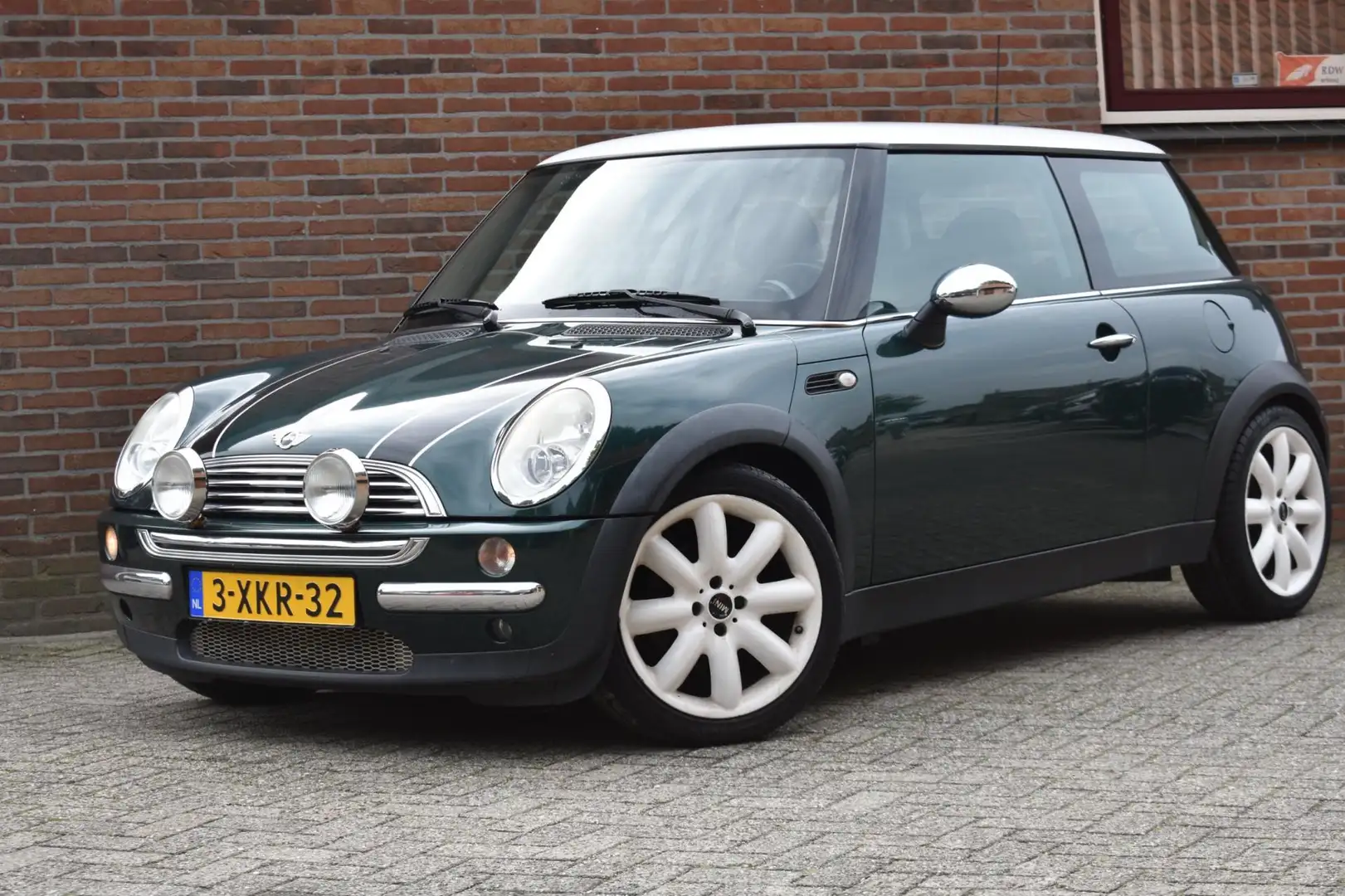 MINI Cooper Mini 1.6 '04 Leder 08-2026 APK Airco Groen - 1