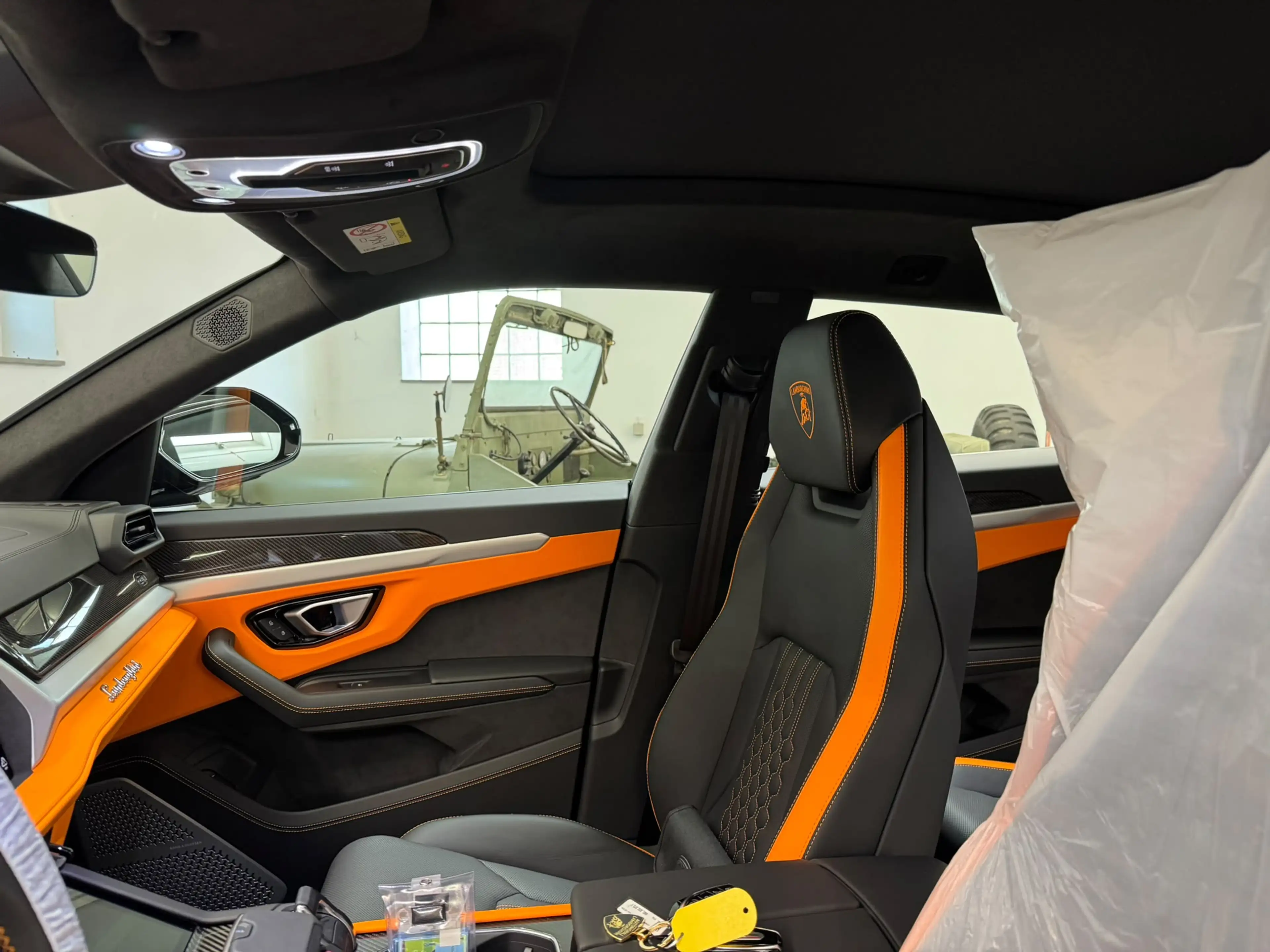Lamborghini Urus SE — photo 5