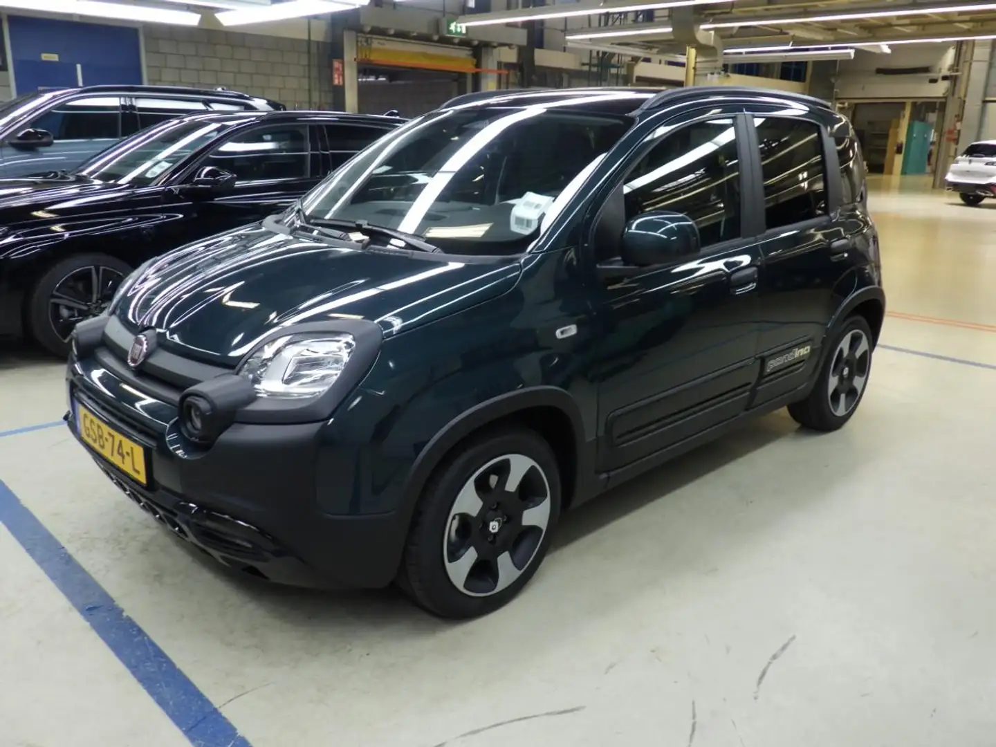 Fiat Panda 1.0 Hybrid Pandina | Achterbank neerklapbaar | Air Grijs - 1