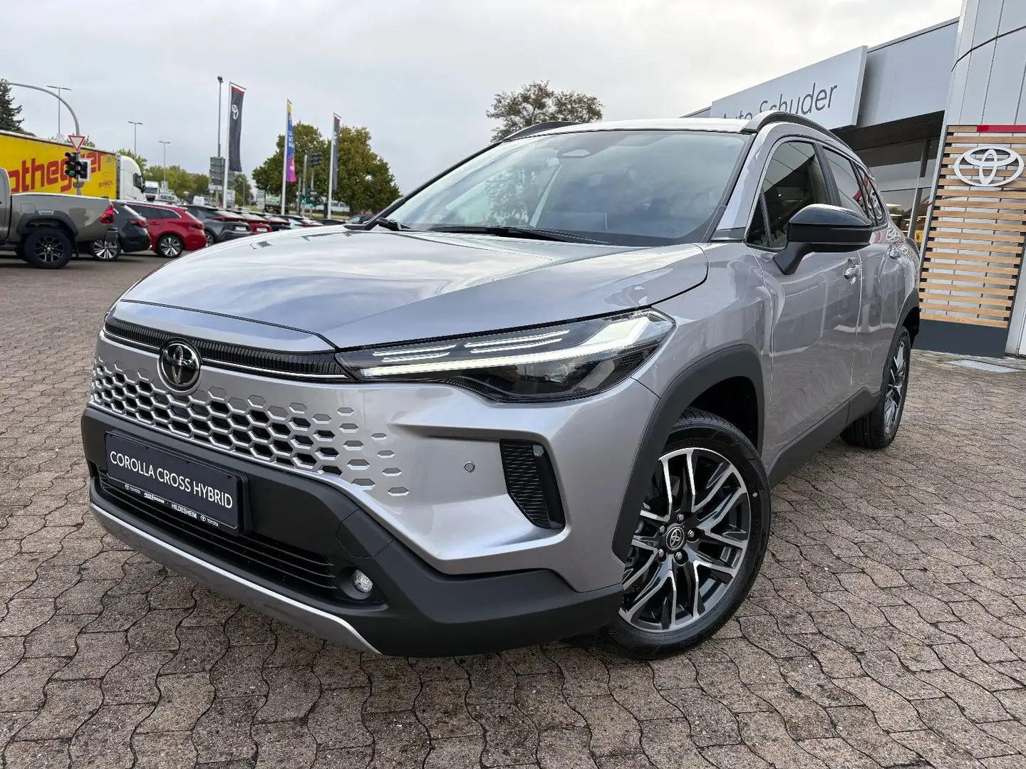Toyota Corolla Cross Team D **NEUES MODELL** Argent - 1