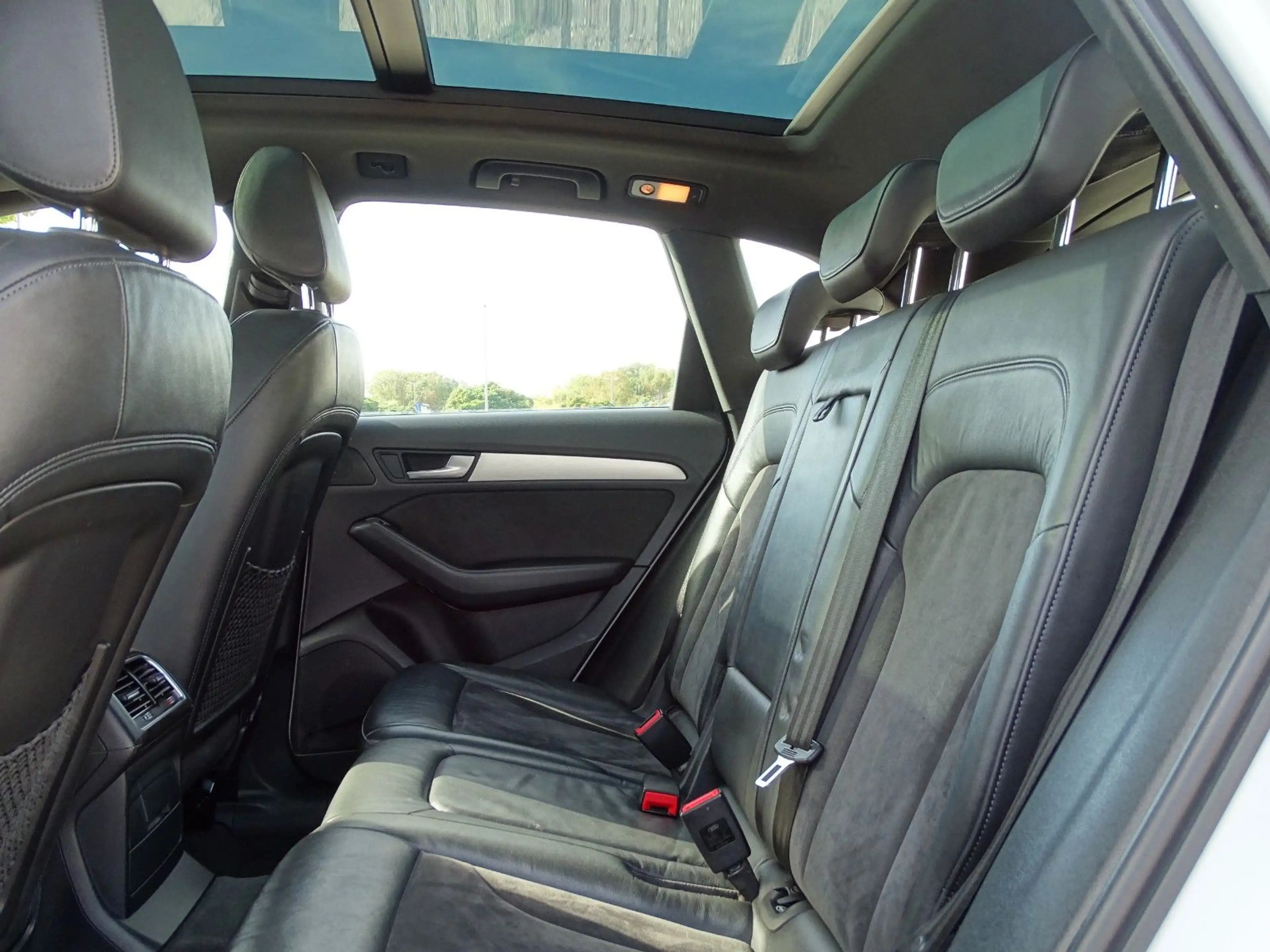 Audi SQ5 3.0 TDI quattro*PANORAMA*XENON*ACC*AHK* — photo 14