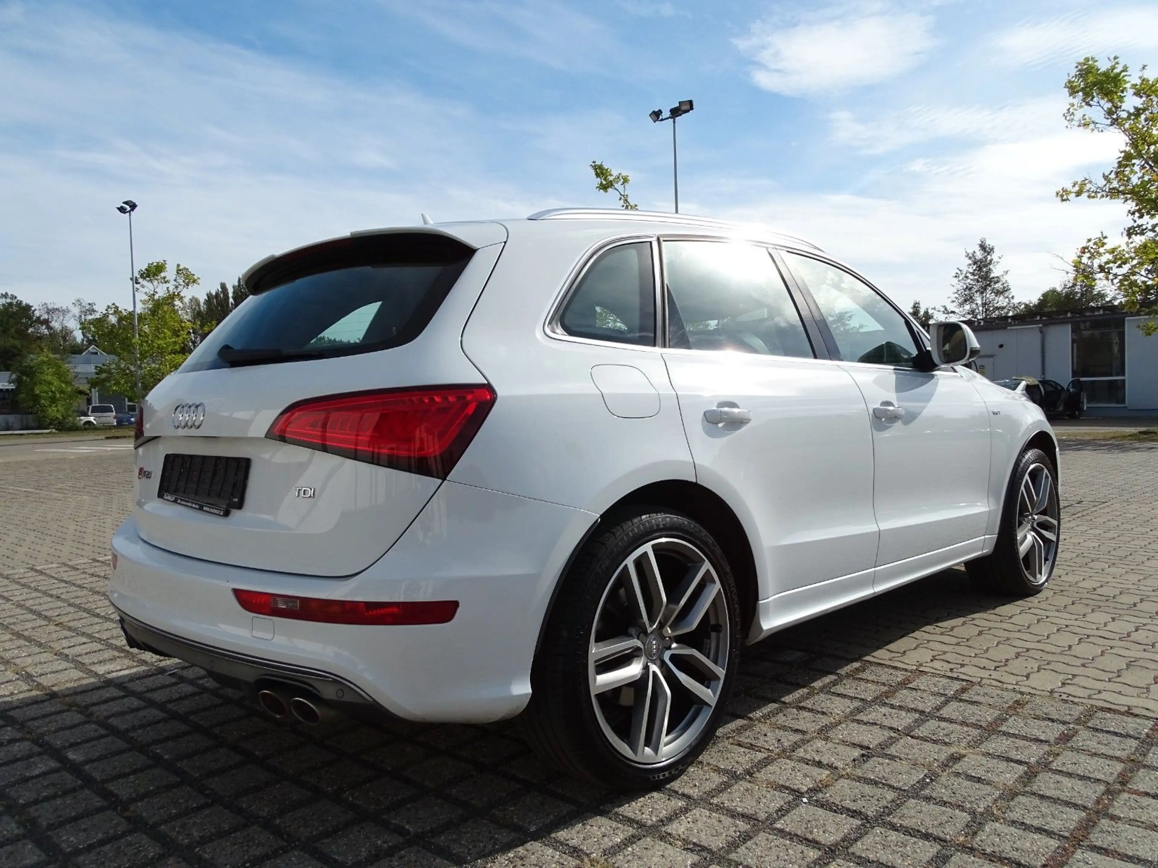 Audi SQ5 3.0 TDI quattro*PANORAMA*XENON*ACC*AHK* — photo 3