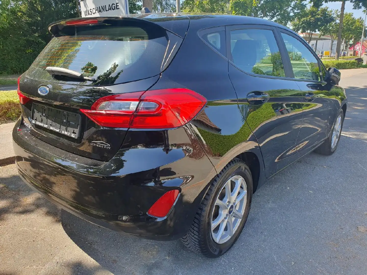 Ford Fiesta Cool & Connect + Winterpaket Schwarz - 2