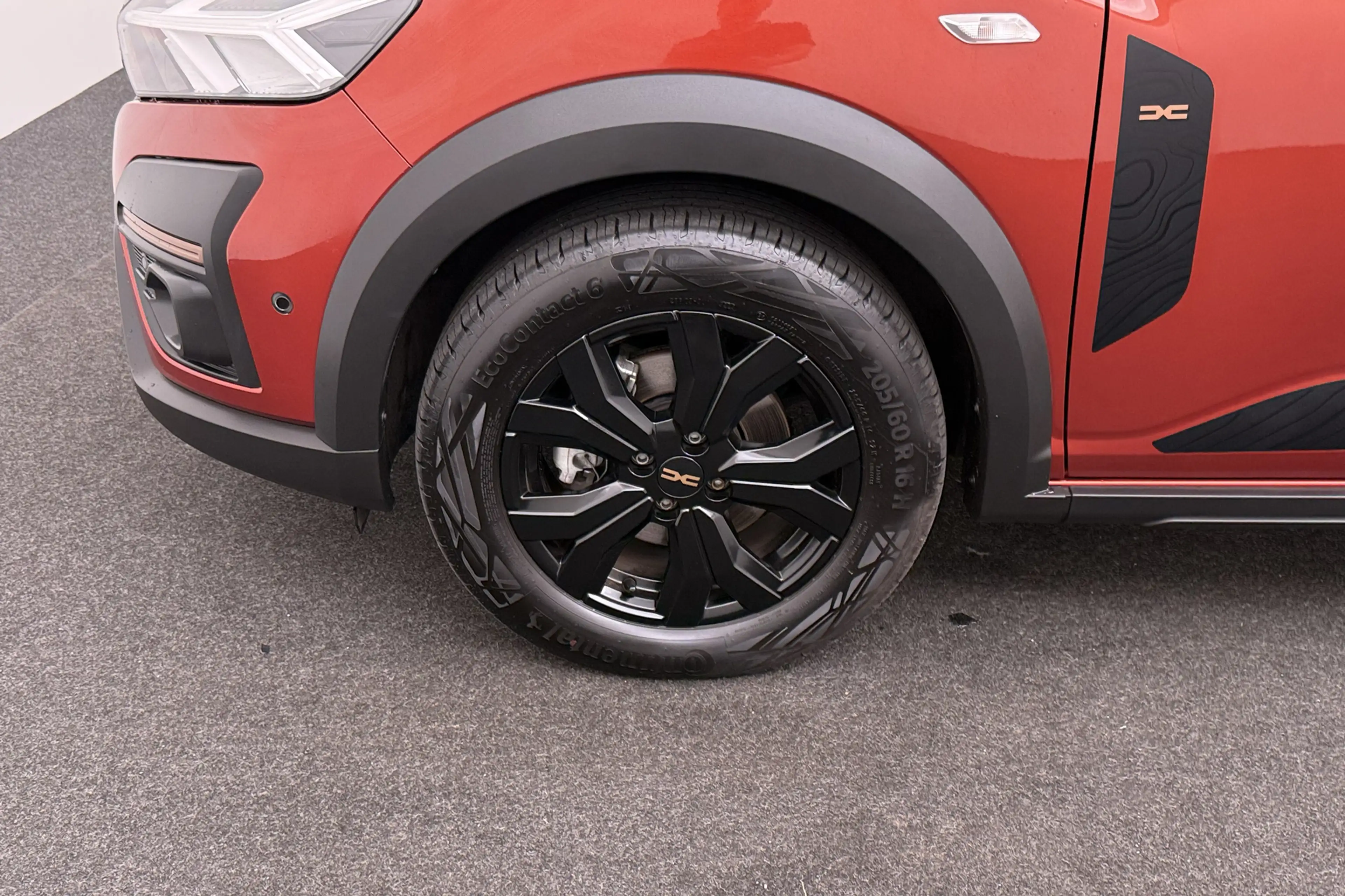 Dacia Jogger 1.6 Hybrid 140 Extreme 7p. Trekhaak Afn.Camera Car — photo 7