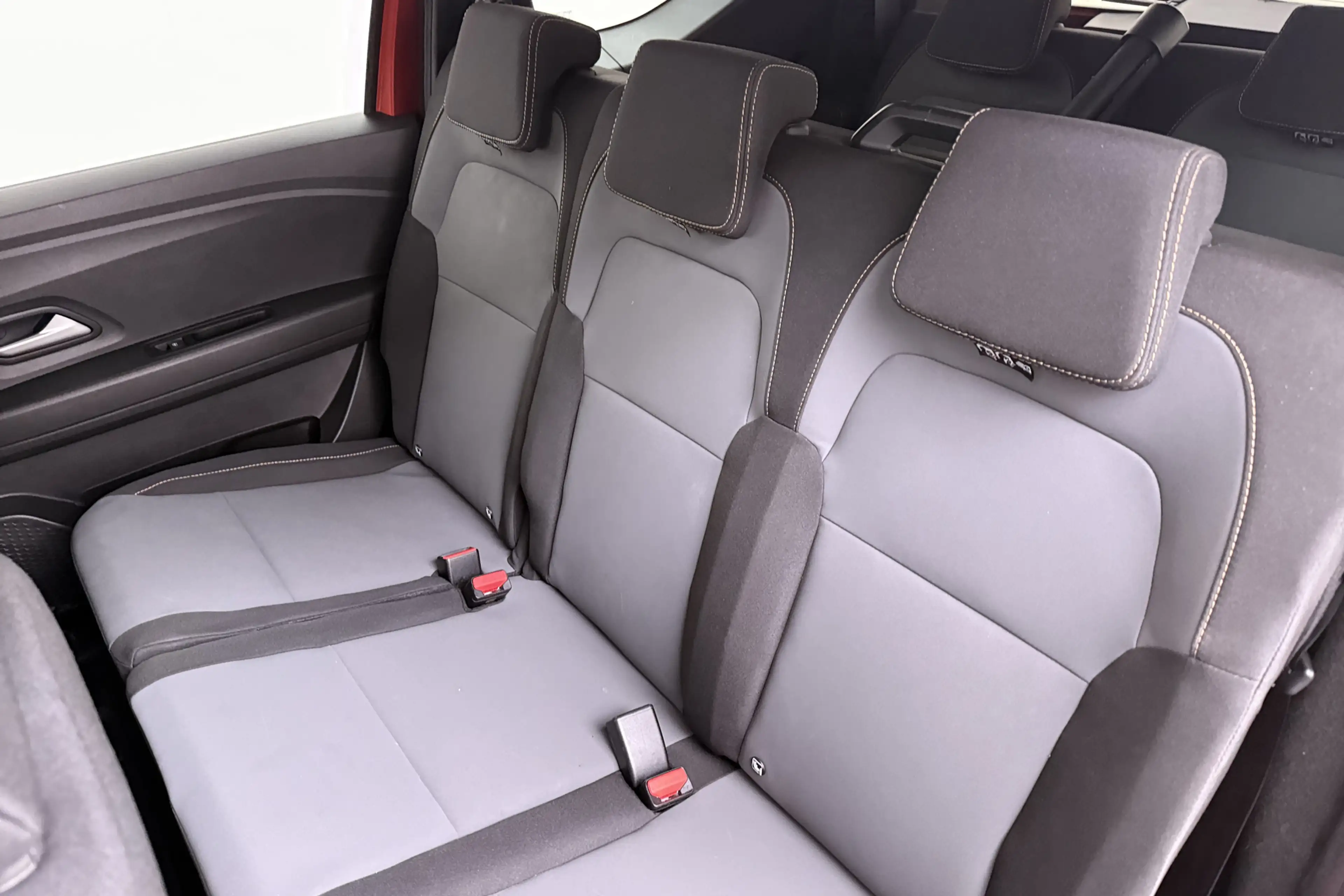 Dacia Jogger 1.6 Hybrid 140 Extreme 7p. Trekhaak Afn.Camera Car — photo 11