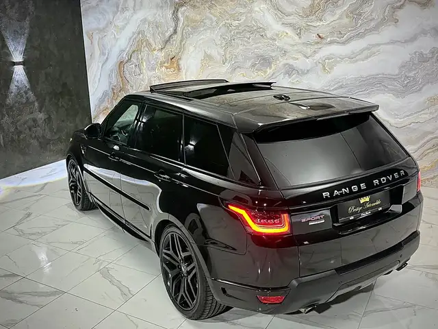 Land Rover Range Rover Sport view 10