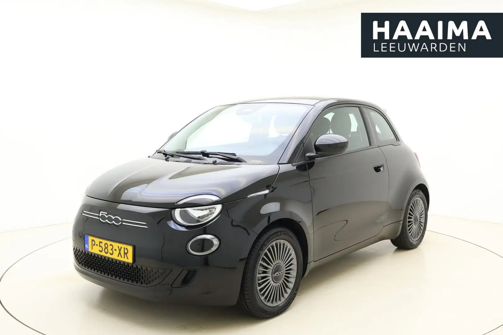 Fiat 500e Icon 42 kWh | Navigatie | Climate control | Keyles Zwart - 1