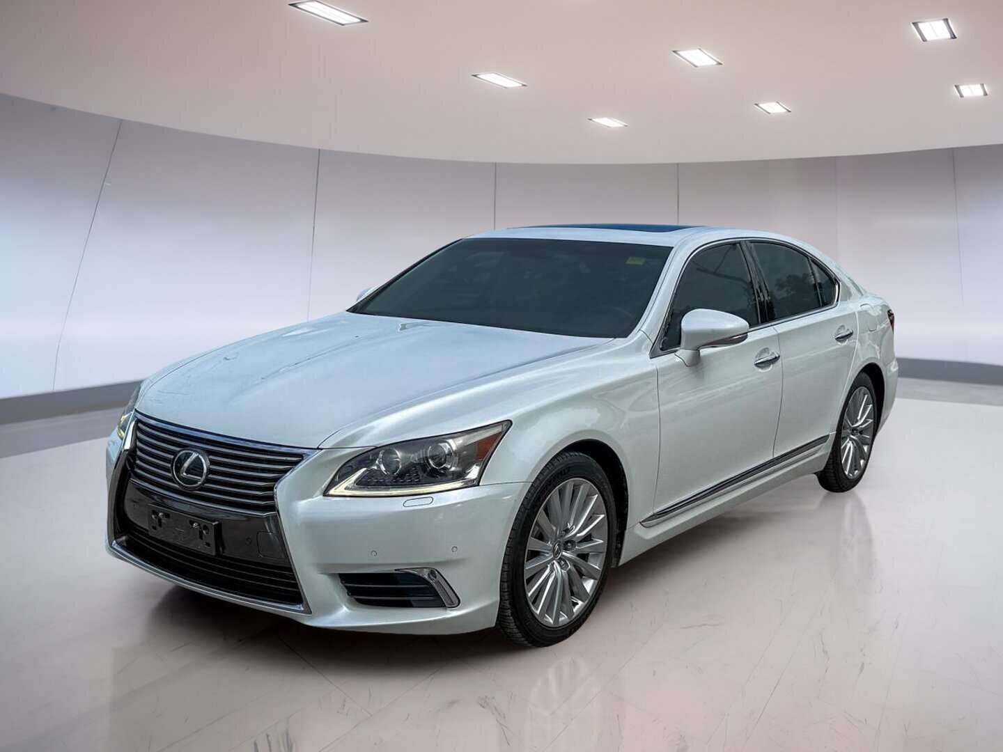 2013 Lexus LS 4dr Sdn AWD SWB