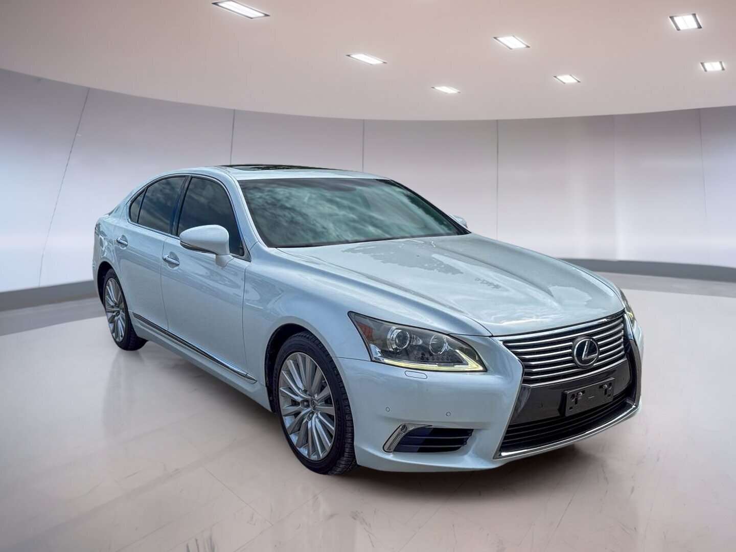 2013 Lexus LS 4dr Sdn AWD SWB — снимка 3