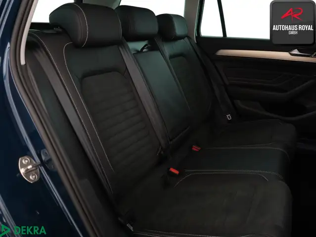 Volkswagen Passat view 12