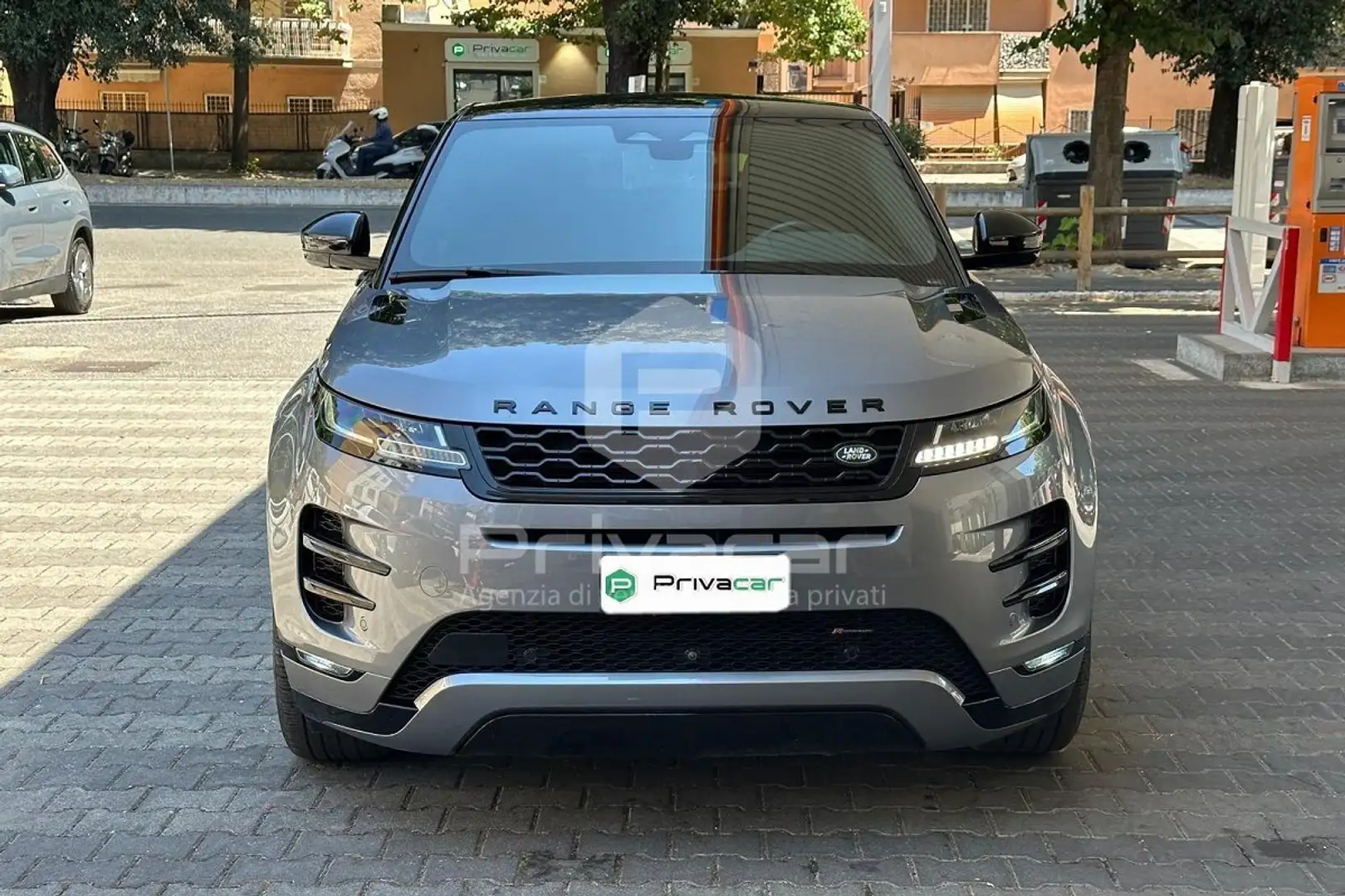 Land Rover Range Rover Evoque Range Rover Evoque 2.0D I4 163 CV AWD Auto R-Dynam Argintiu - 2