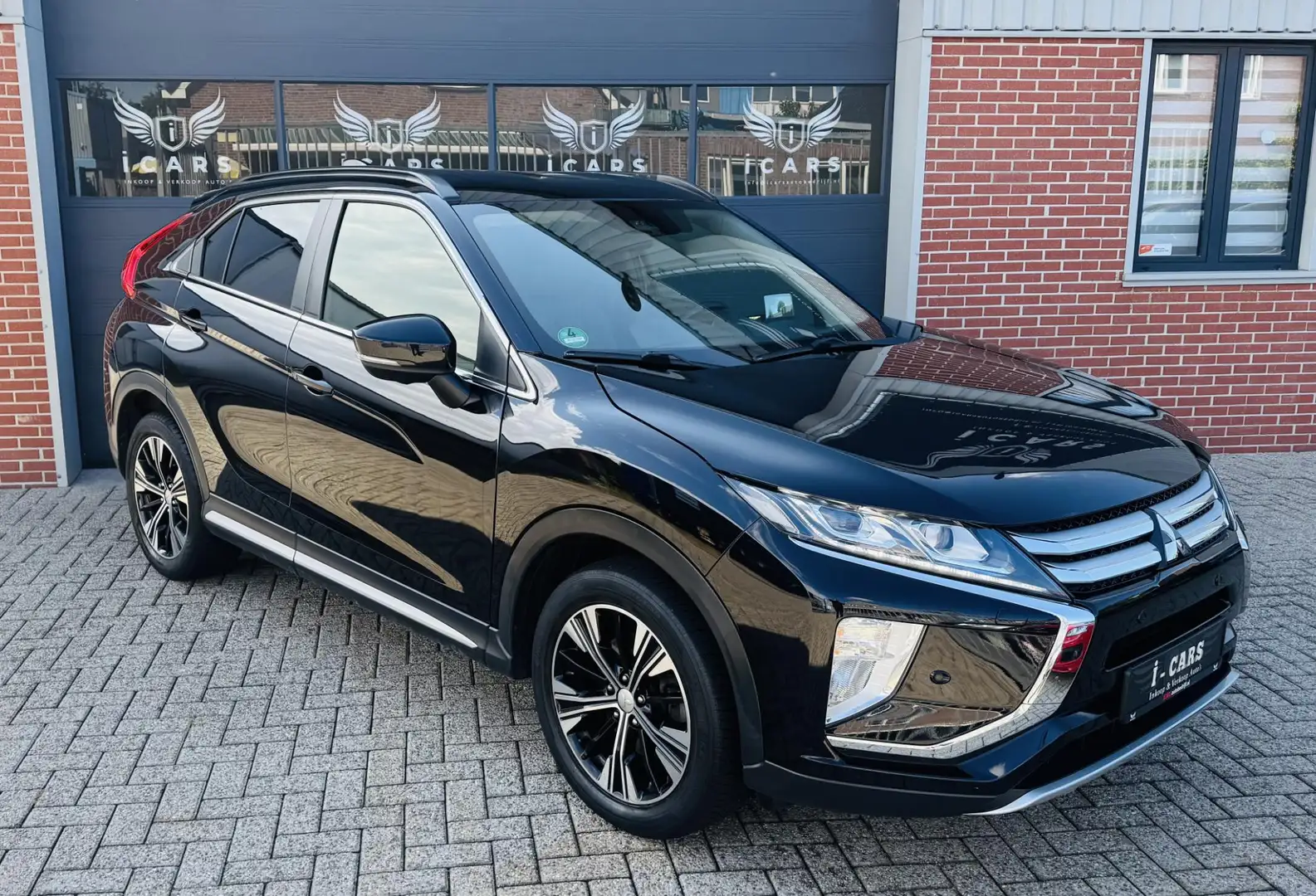 Mitsubishi Eclipse Cross 1.5 DI-T TOP HEADUP/360 Dealer onderhouden 1e eig. Zwart - 1