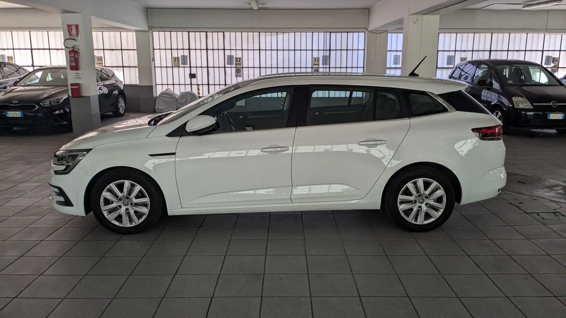 Renault Megane Sporter Blue dCi 115 CV EDC Business Weiß - 2