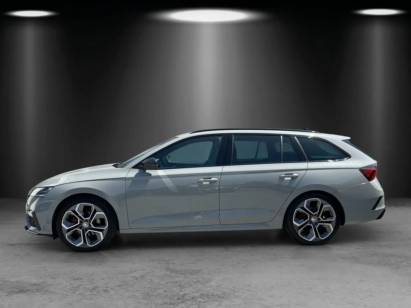 Skoda Octavia Combi 2.0 TDI DSG RS+/ST-HZG/KAMERA/HUD/ Grijs - 2