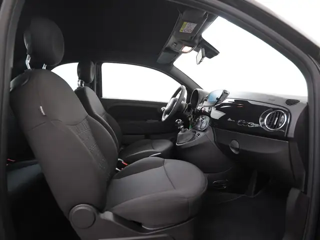 Fiat 500C view 3