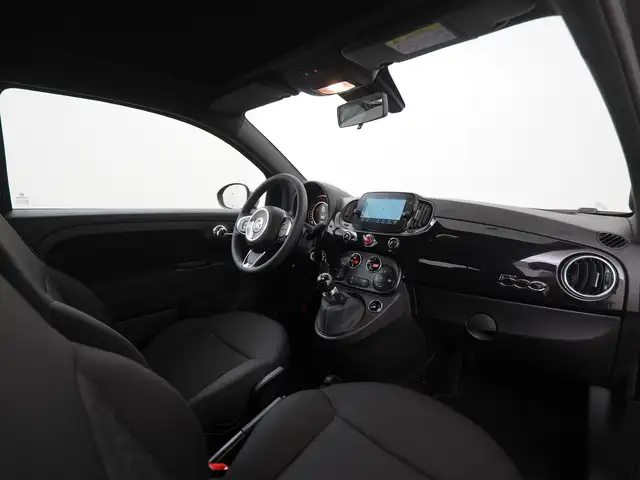 Fiat 500C view 2