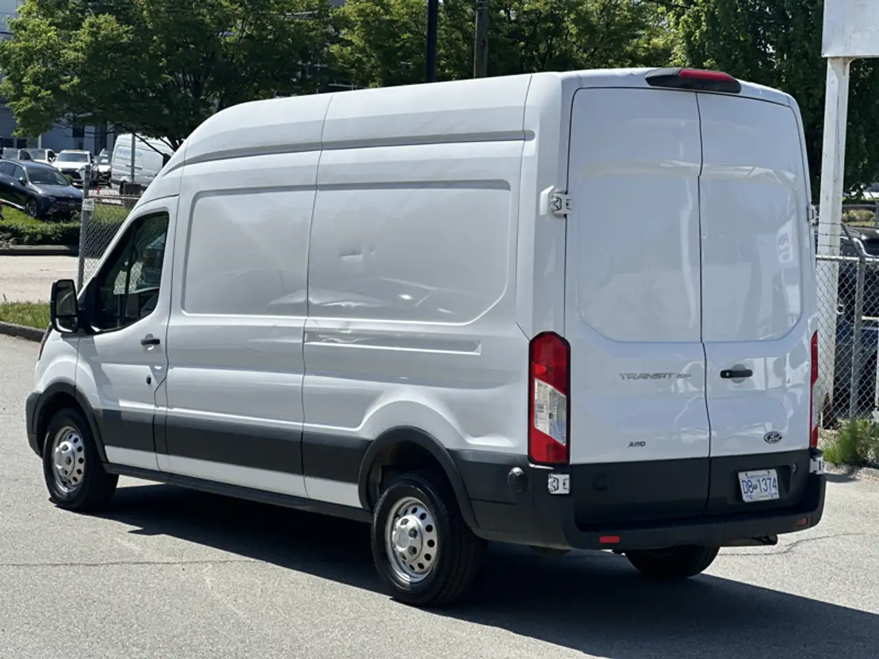Ford Transit Cargo Van снимка Ford Transit Cargo Van