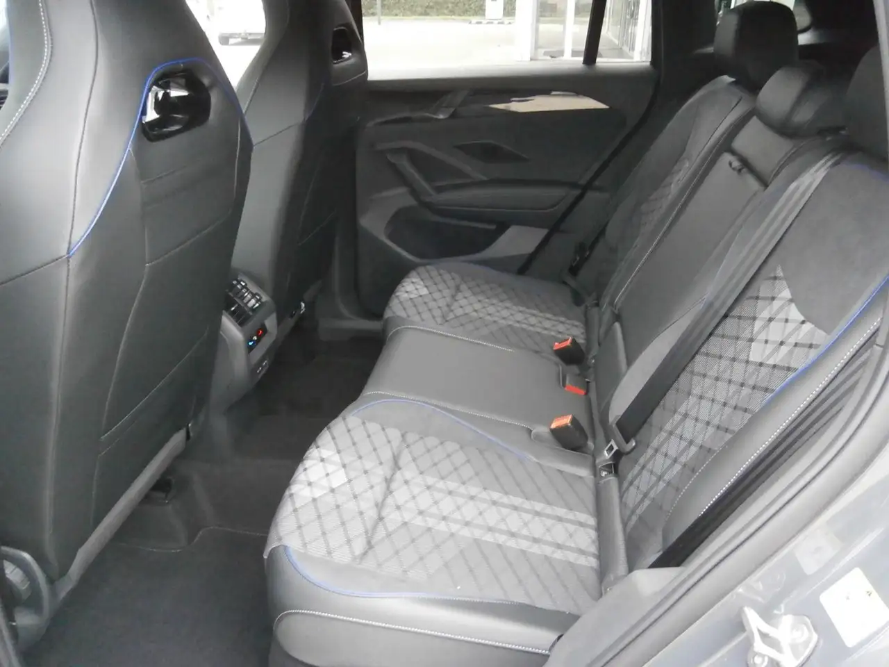 Volkswagen Tiguan R-Line 2.0 TDI, DSG, миниатюра 7