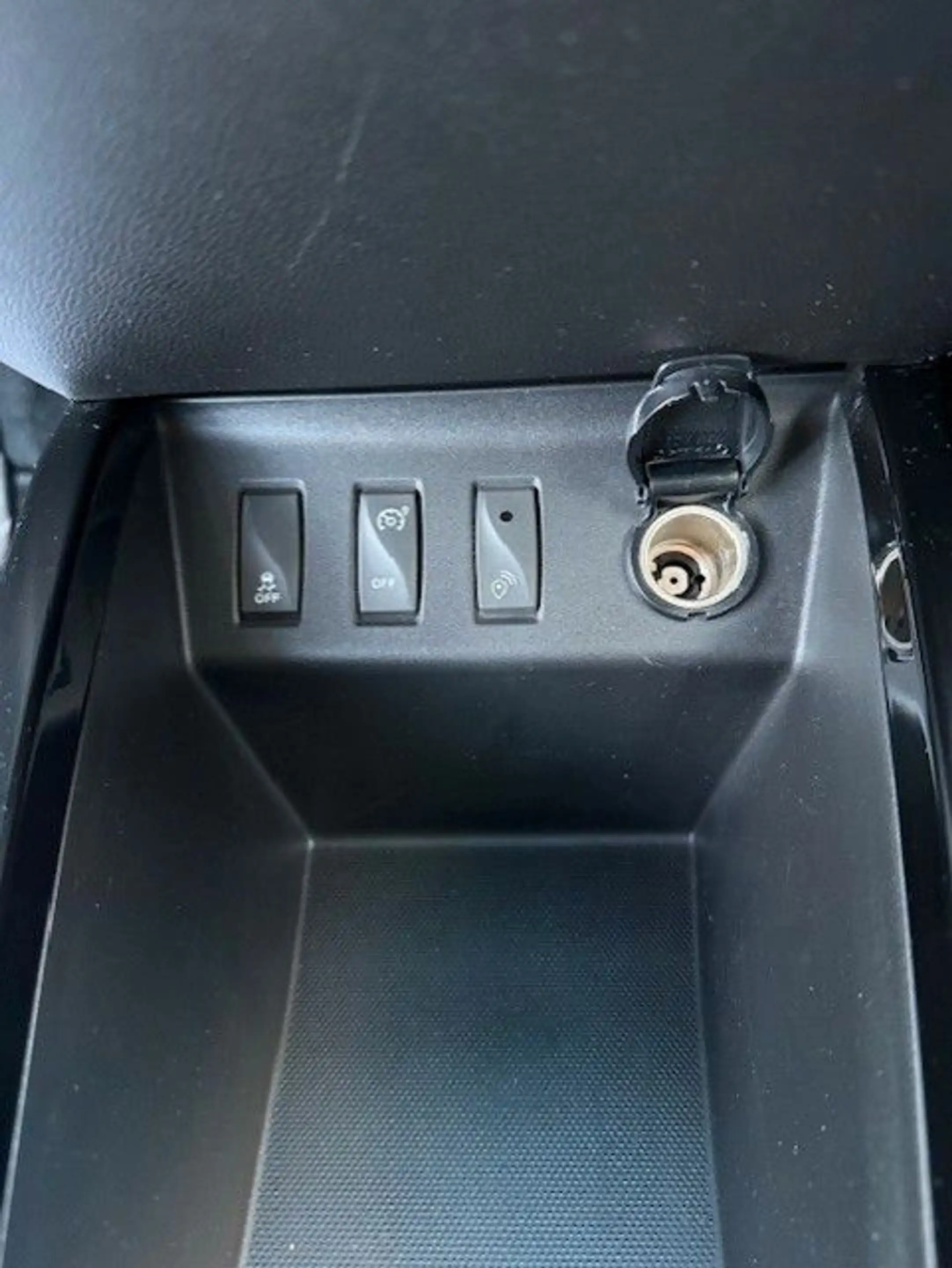 Dacia Spring ElectricComfortPlus*NAVI*LEDER*KAMERA*TEMP — photo 23