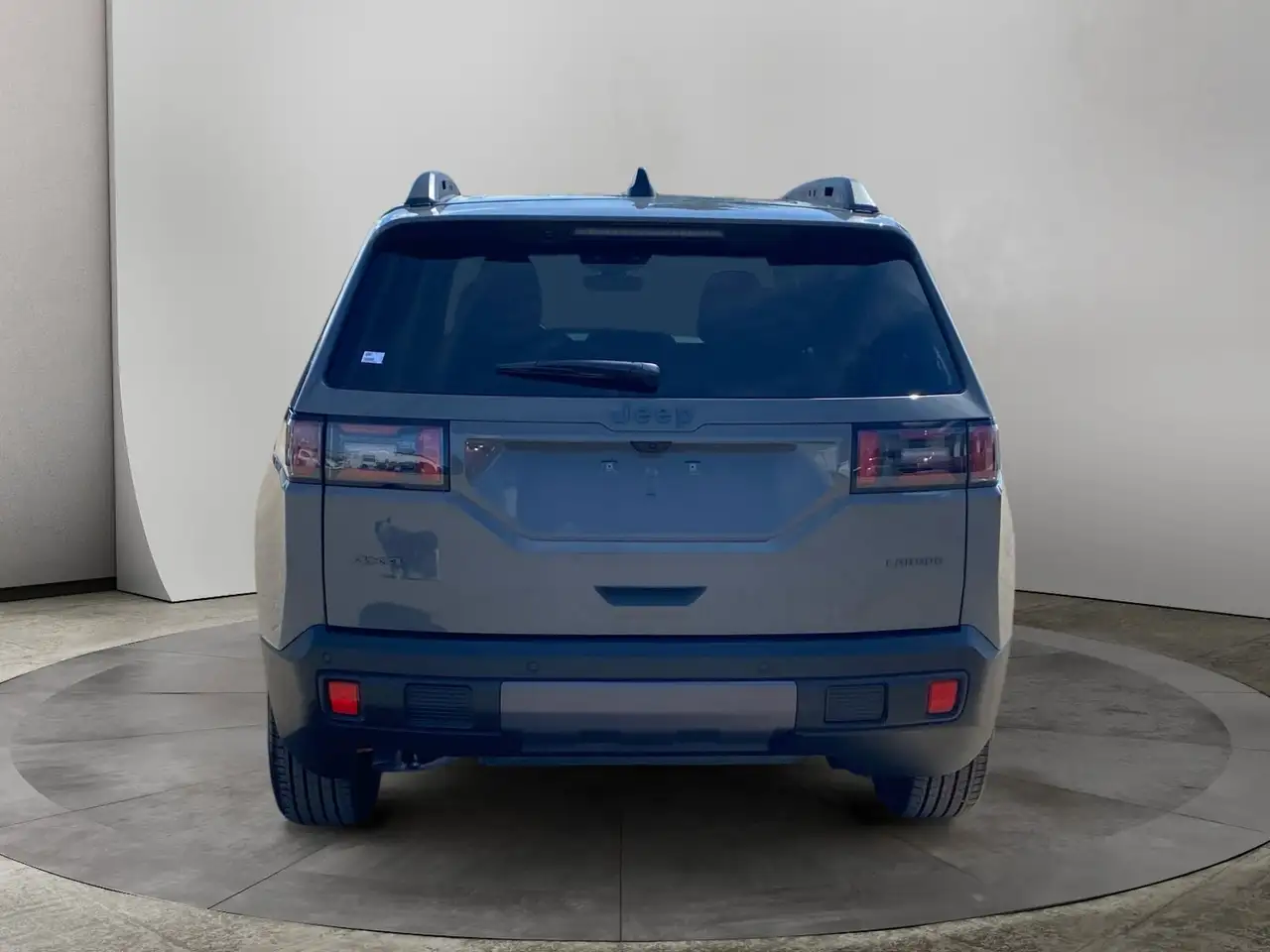 Jeep Cherokee снимка Jeep Cherokee