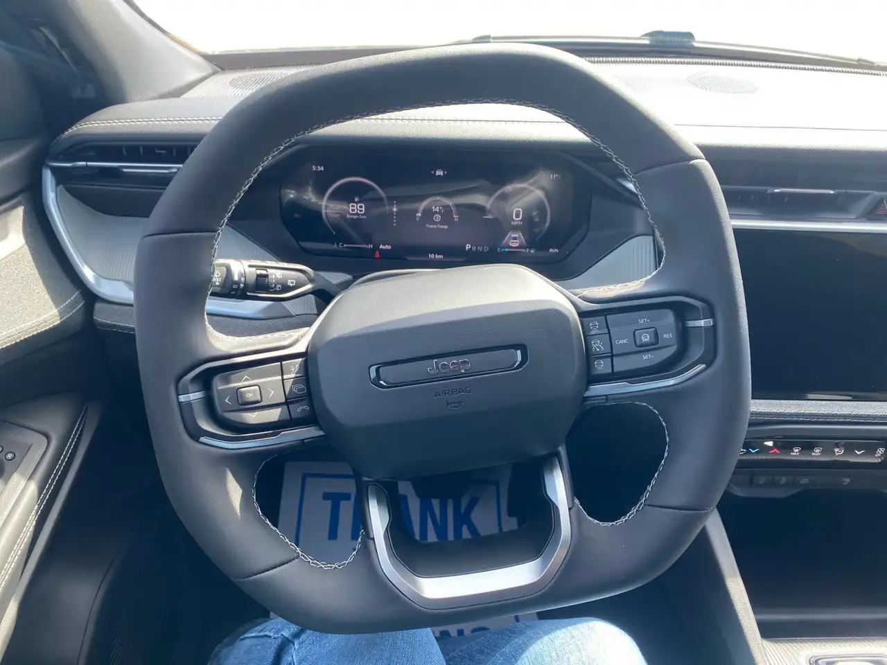 Jeep Cherokee снимка Jeep Cherokee