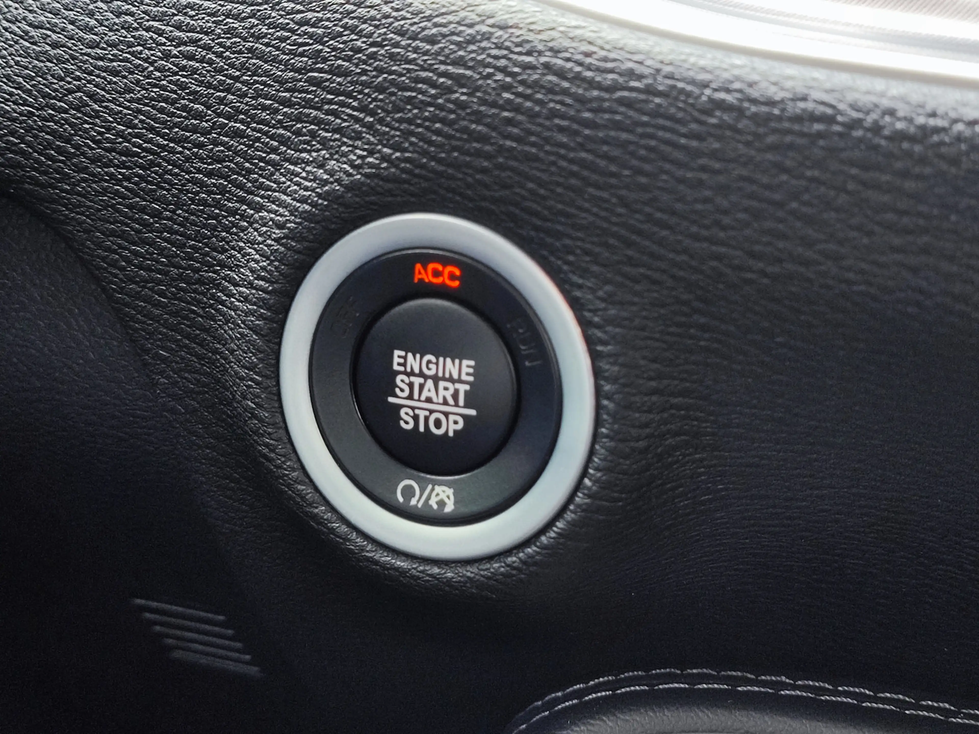 Dodge Challenger R/T 345 V8 HEMI|LED|LEDER|SHZ|KAMERA| — photo 20
