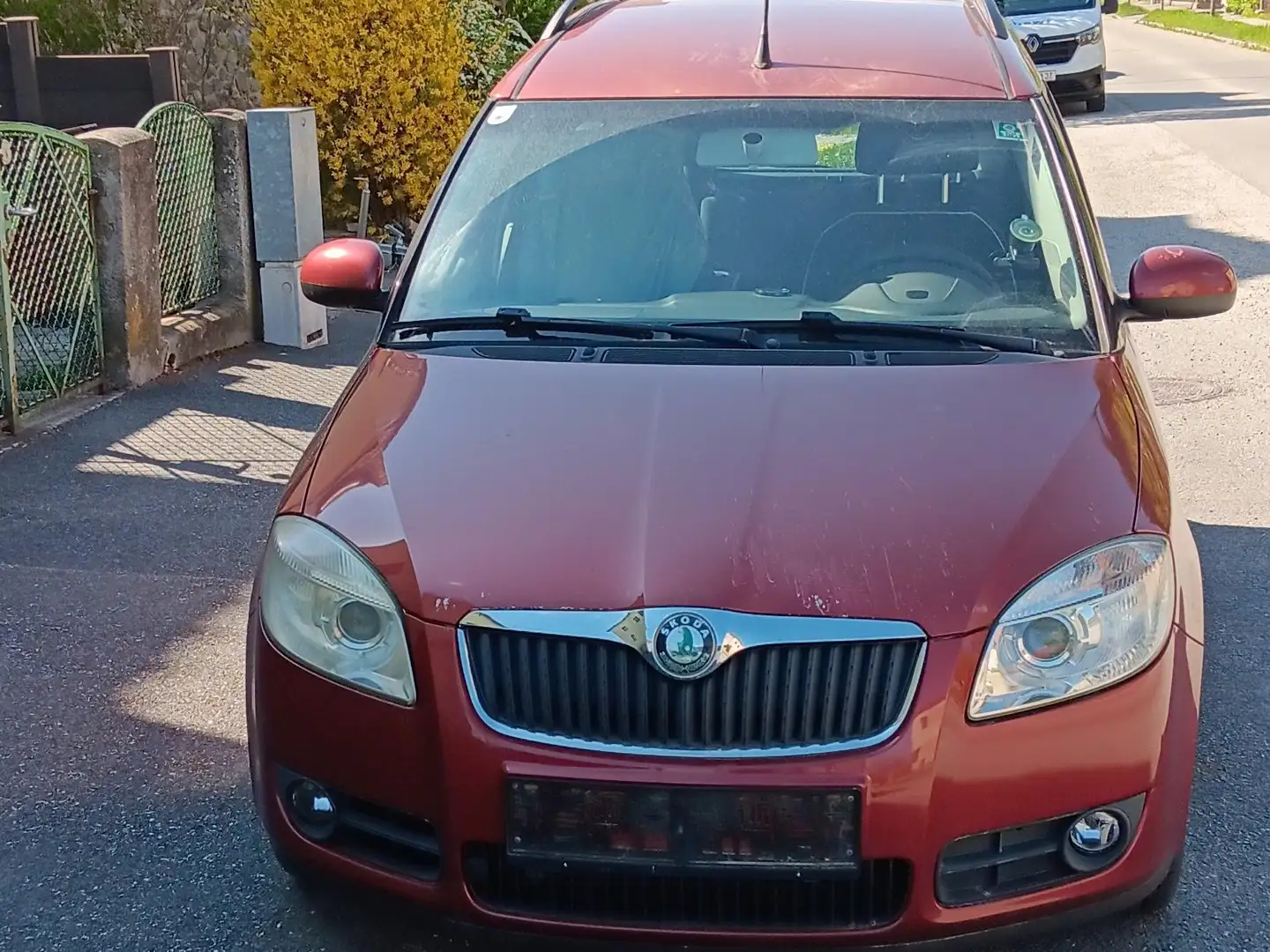 Skoda Roomster Roomster Style 1,4 TDI PD Style Rot - 1