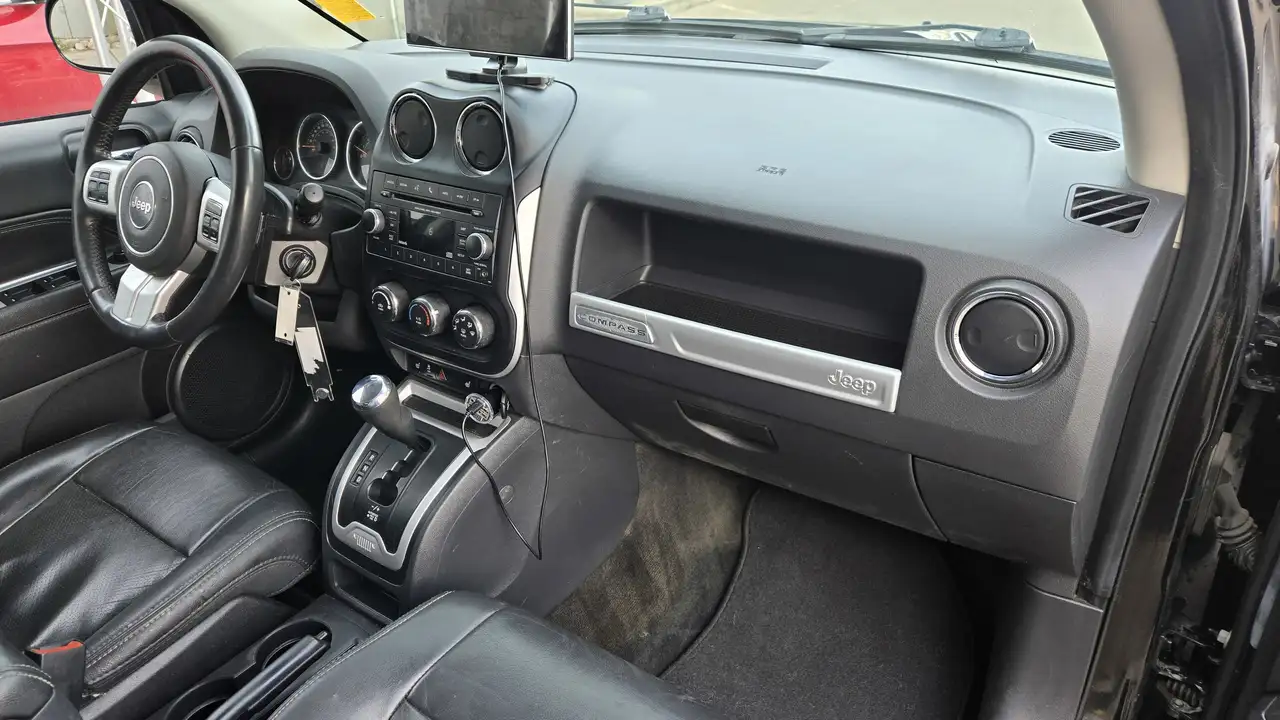 Jeep Compass снимка Jeep Compass