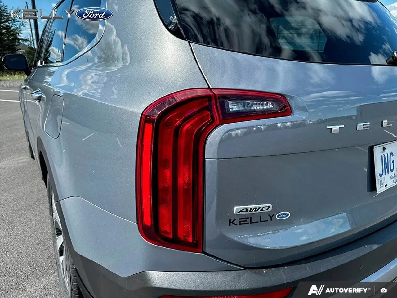Kia Telluride снимка Kia Telluride