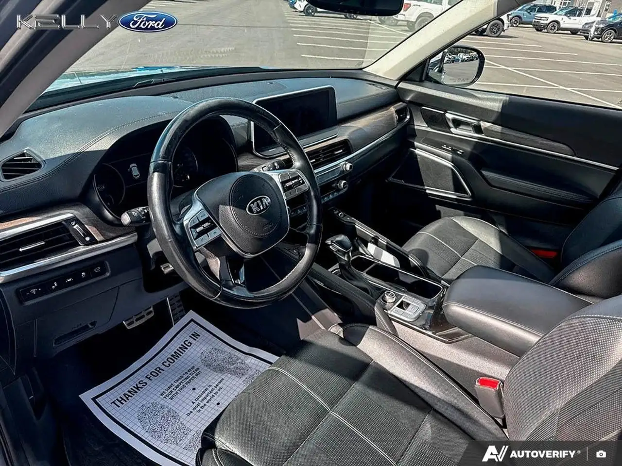 Kia Telluride снимка Kia Telluride