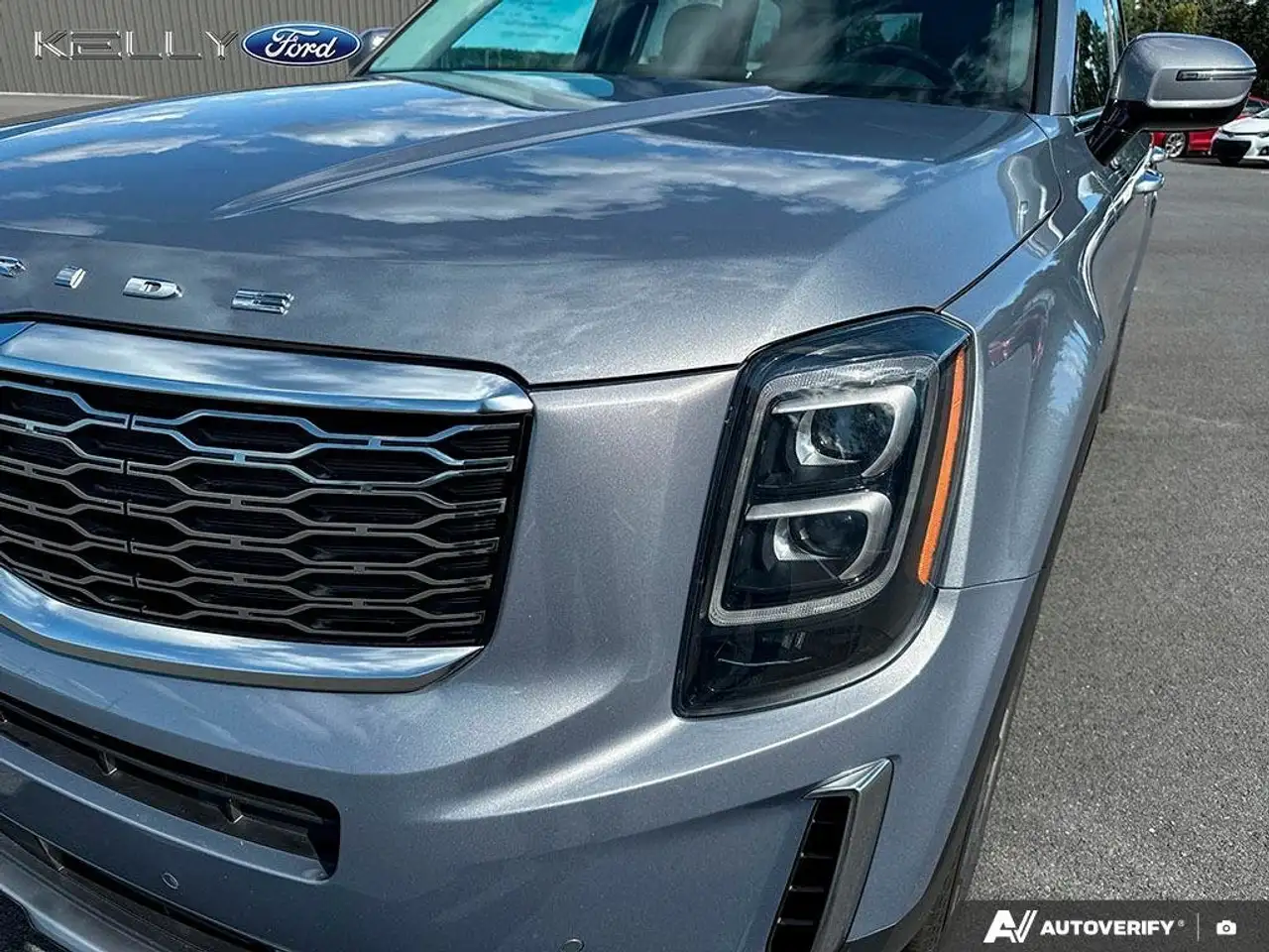 Kia Telluride снимка Kia Telluride
