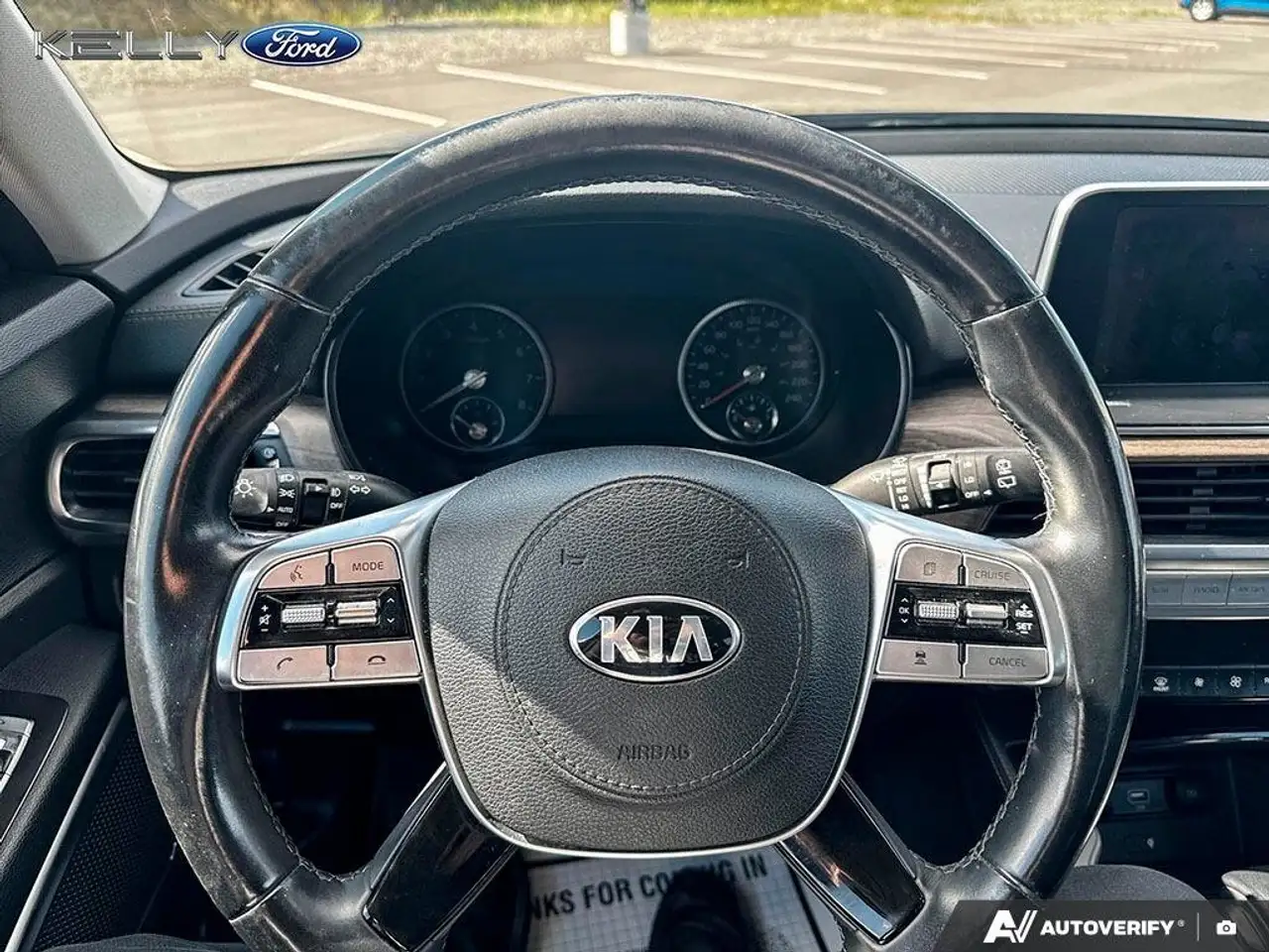 Kia Telluride снимка Kia Telluride