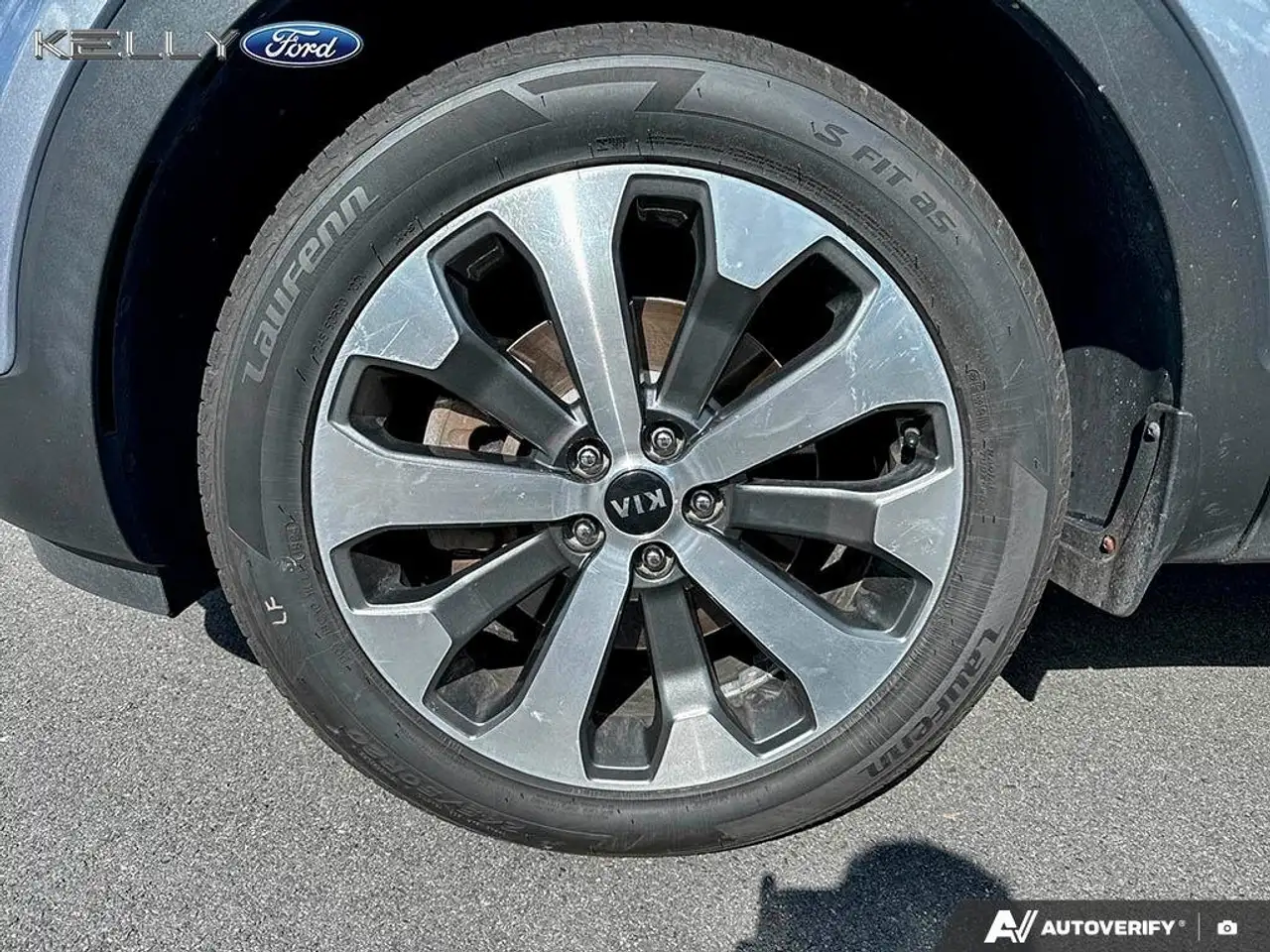 Kia Telluride снимка Kia Telluride