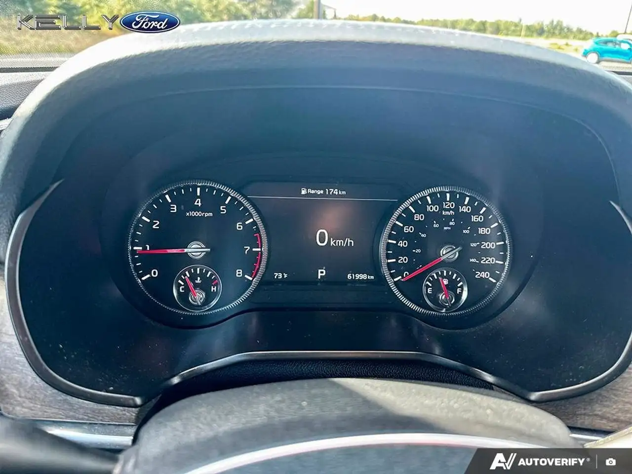 Kia Telluride снимка Kia Telluride
