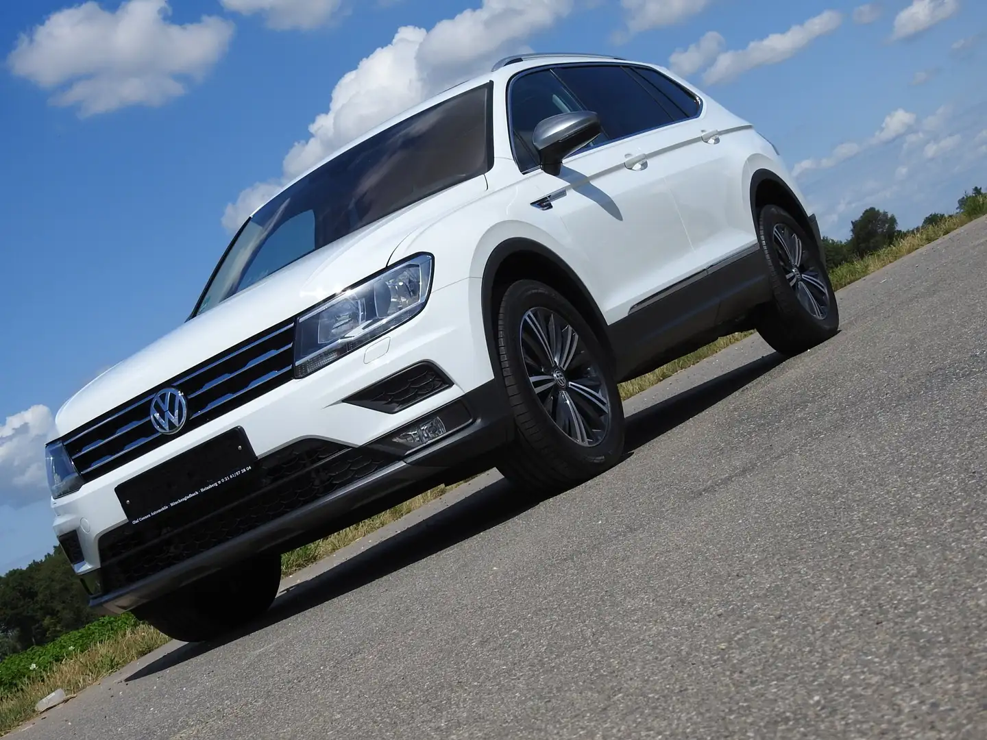Volkswagen Tiguan Allspace Allspace. 190 PS. Panoramadach.22520netto! Weiß - 1