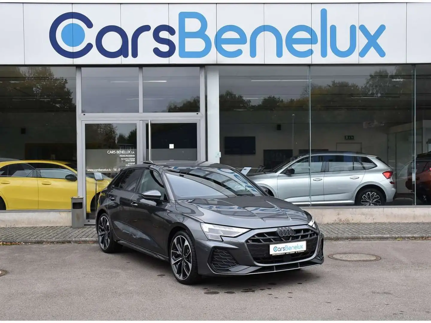 Audi A3 Sportback 35 TDI S-Line TO SONOS SIDE MATRIX JA19 Gris - 1