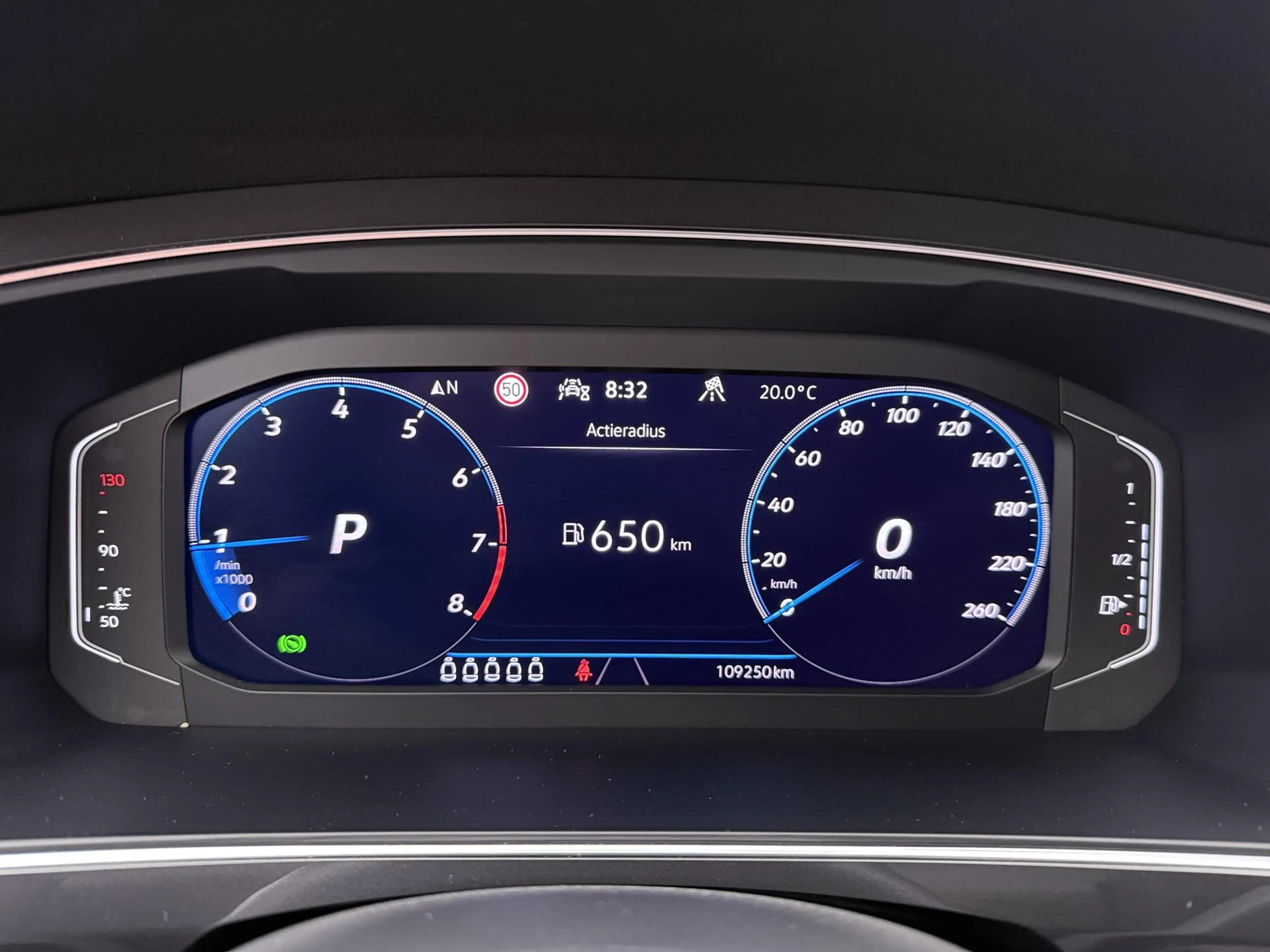 Volkswagen Tiguan Allspace 1.5 TSI R-Line Business 7p. / 360 Camera / Adap. C — photo 14