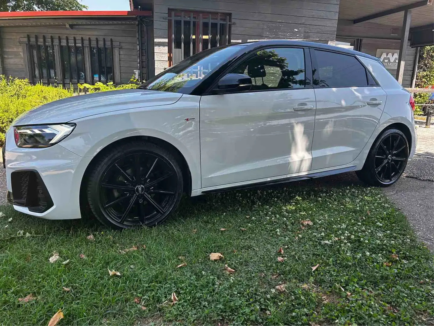 Audi A1 A1 Sportback 30 1.0 tfsi S Line Edition 116cv s-tr Wit - 1
