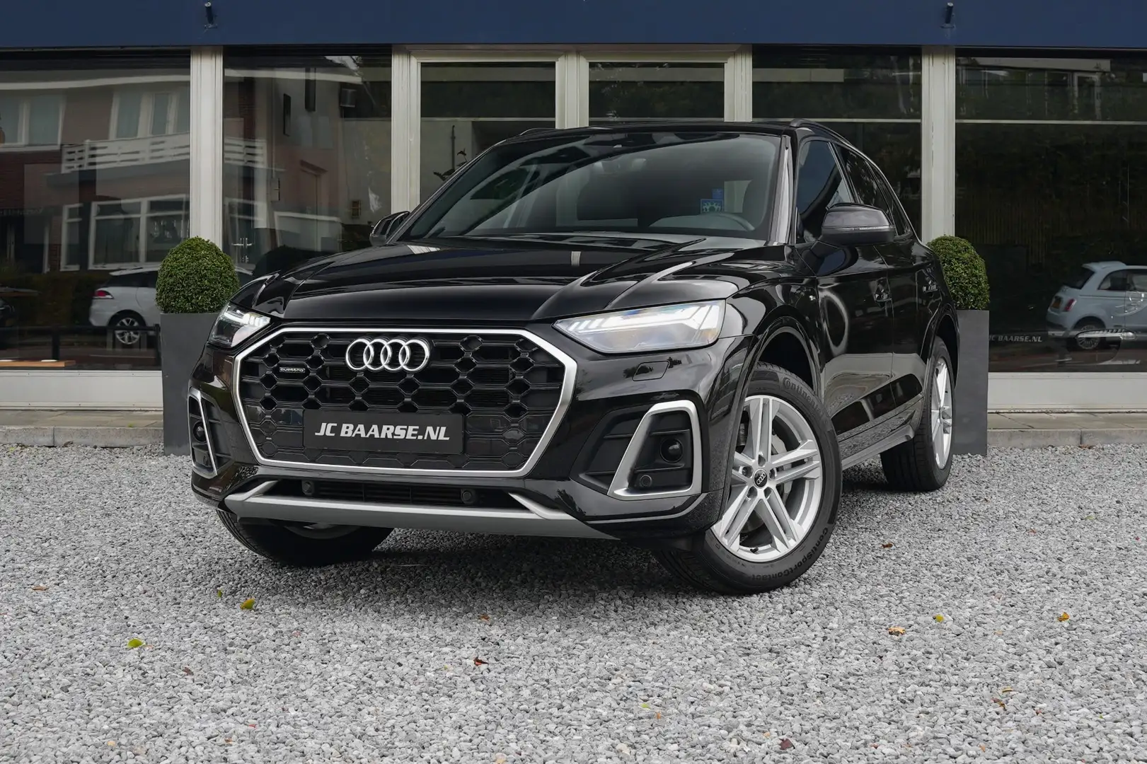 Audi Q5 55 TFSI E S EDITION Zwart - 1