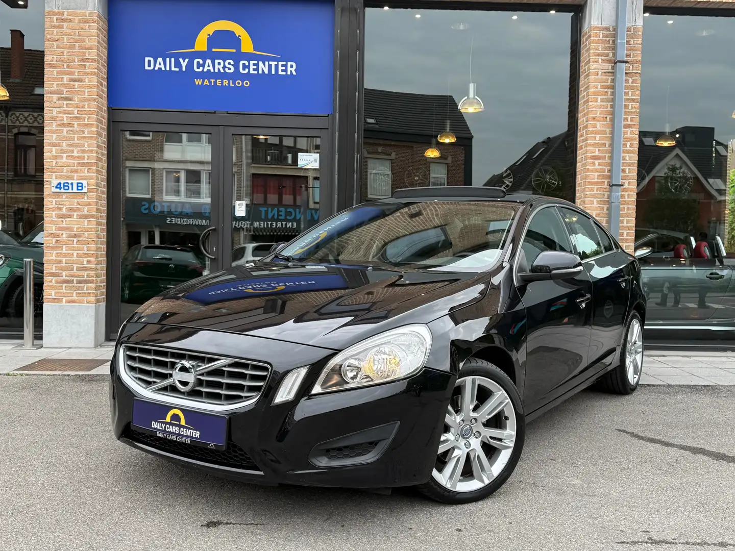 Volvo S60 2.0 D3 Start/Stop Geartronic I cuir I Pano I Full carnet I 1er main I Carnet Schwarz - 1
