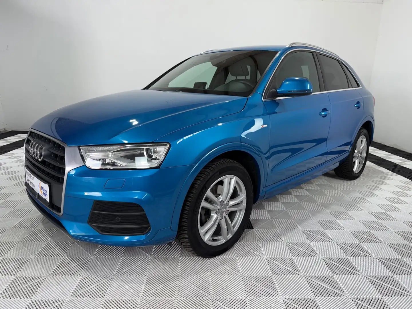 Audi Q3 2.0 TDI quat. S tro. S-Line°Navi°1Hand°Bose Blau - 1