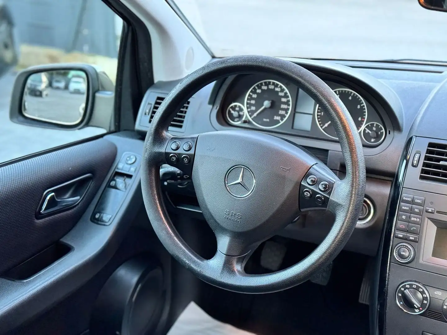 Mercedes-Benz A 160 '2.Hand'Navi'Start/Stop'4/5Tür'Euro5' Braun - 2